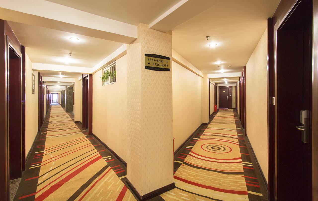 Kaiserdom Hotel Changsha Railway Station Екстер'єр фото