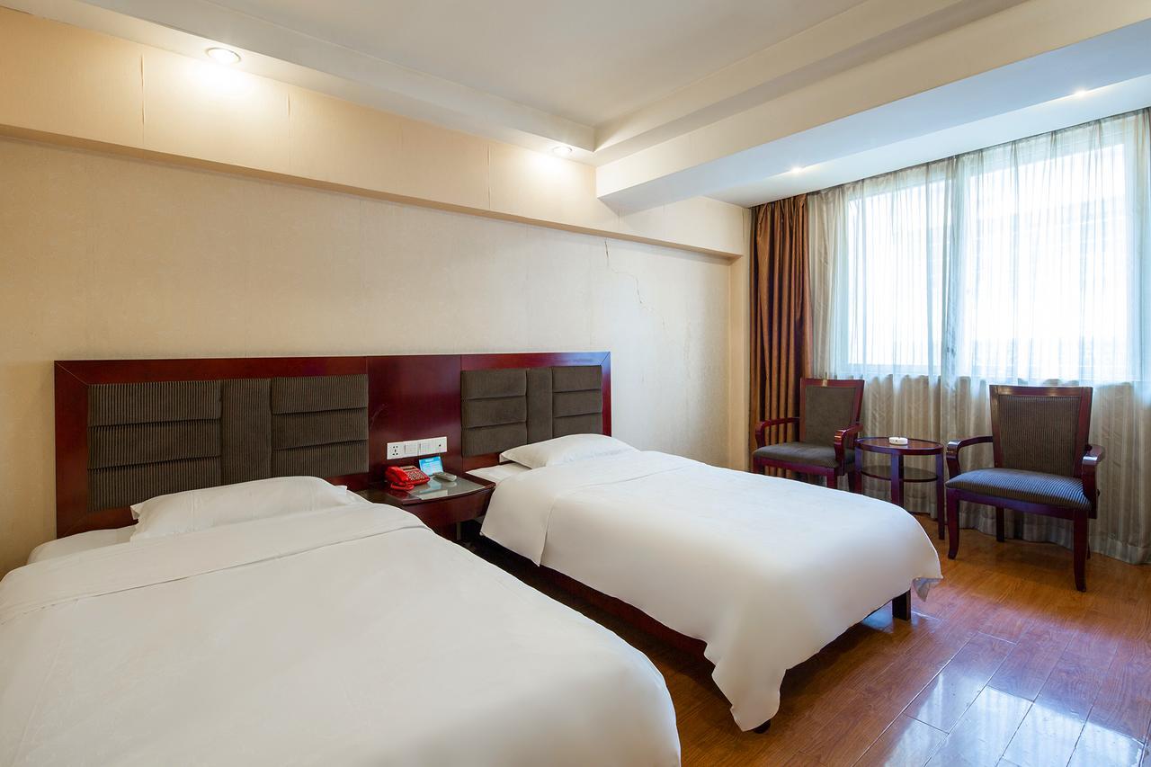 Kaiserdom Hotel Changsha Railway Station Екстер'єр фото