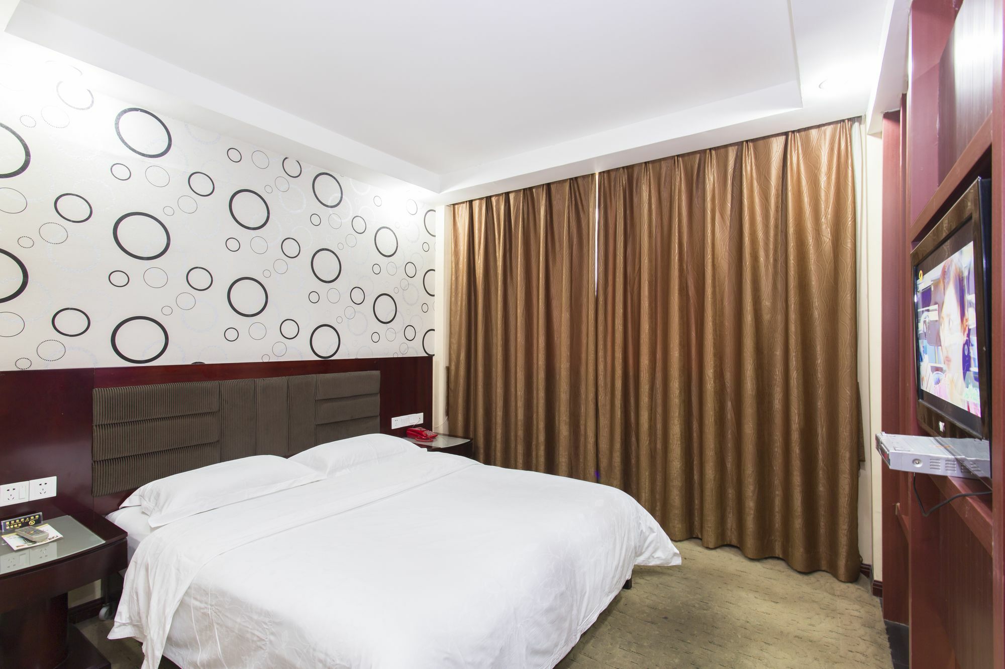 Kaiserdom Hotel Changsha Railway Station Екстер'єр фото