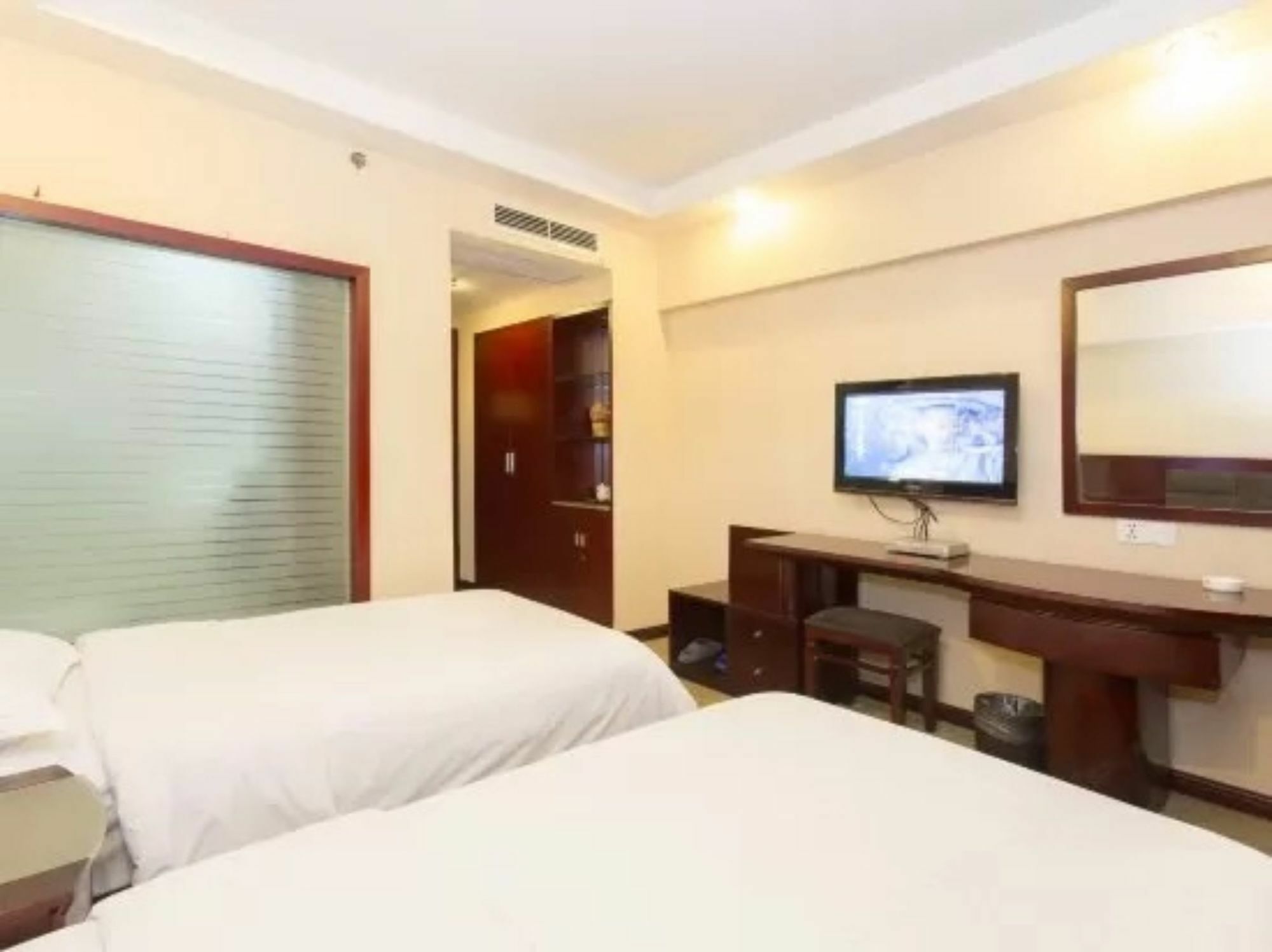 Kaiserdom Hotel Changsha Railway Station Екстер'єр фото