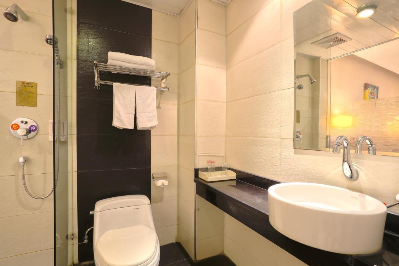 Kaiserdom Hotel Changsha Railway Station Екстер'єр фото