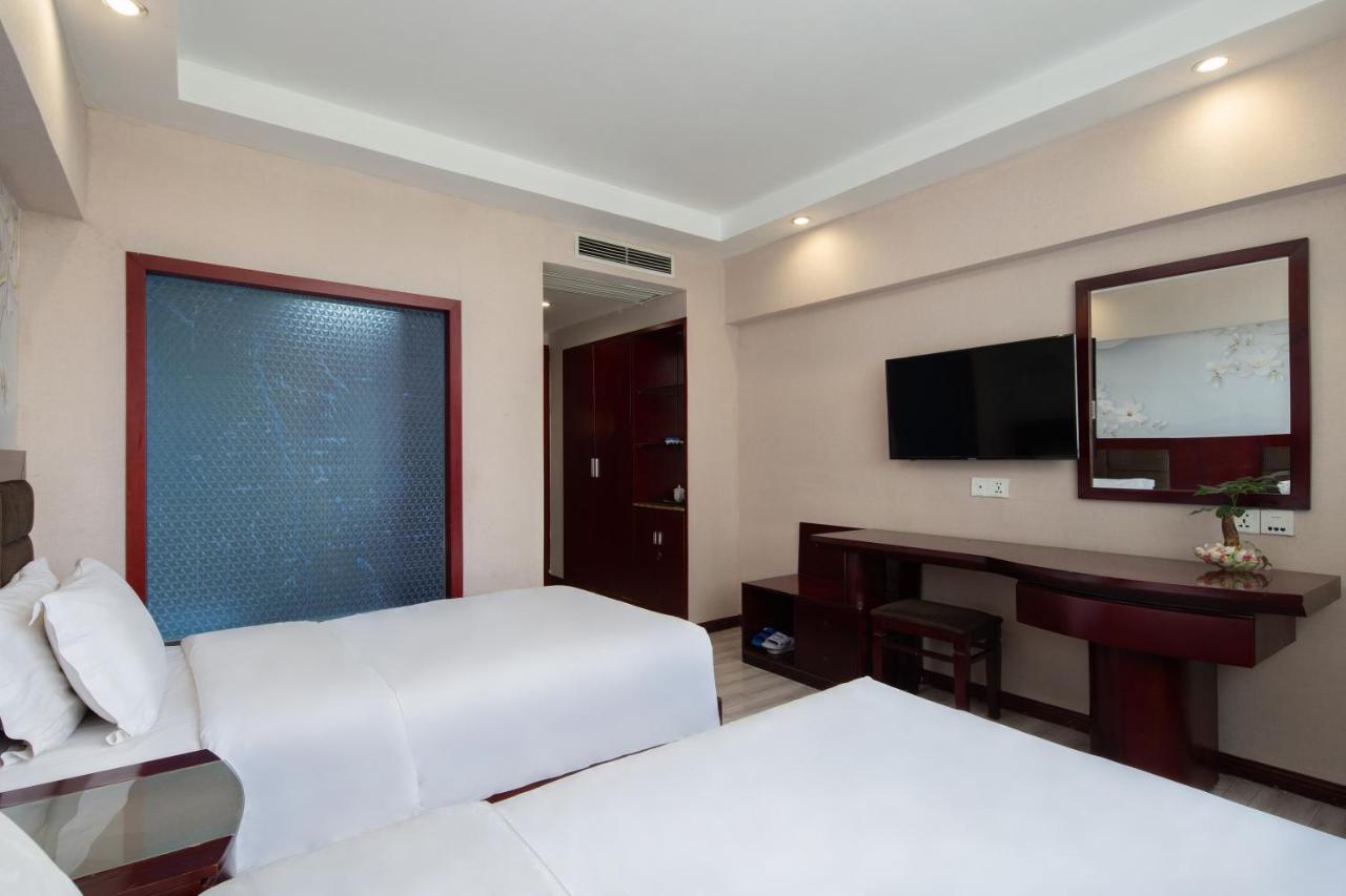 Kaiserdom Hotel Changsha Railway Station Екстер'єр фото