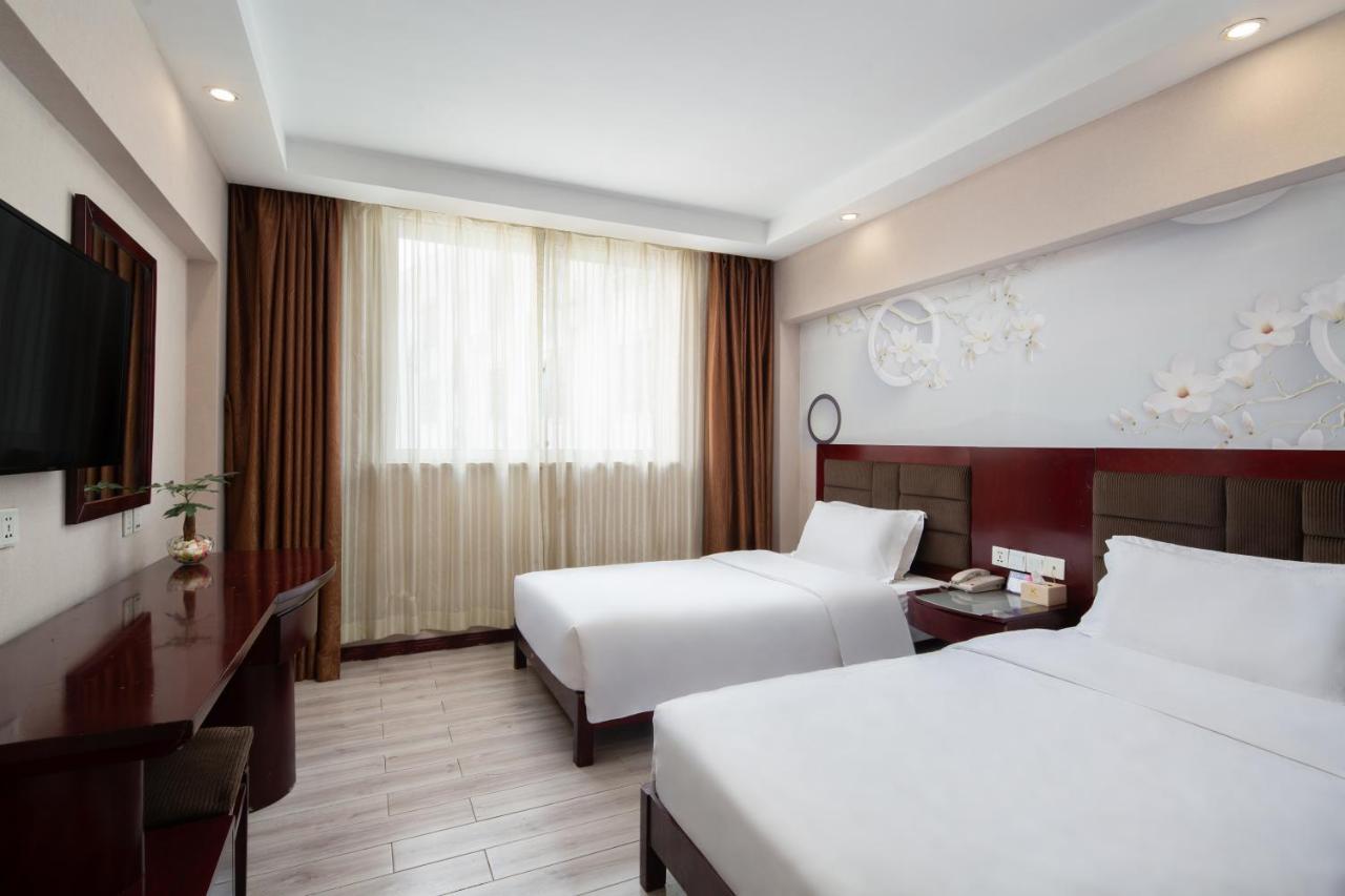 Kaiserdom Hotel Changsha Railway Station Екстер'єр фото